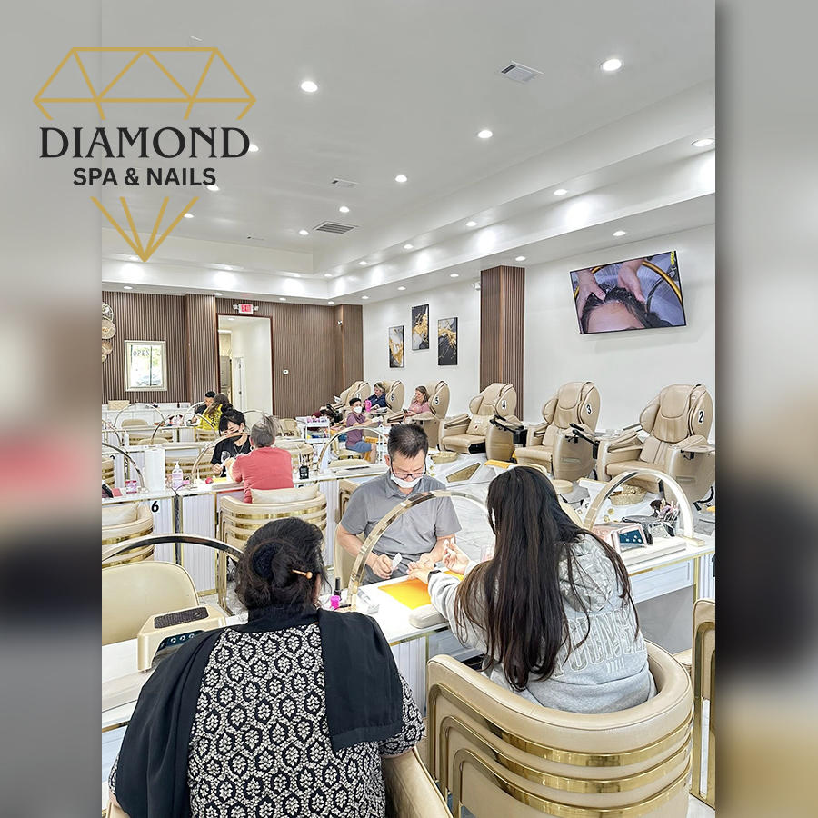 Diamond Nails Spa & Nails Interior